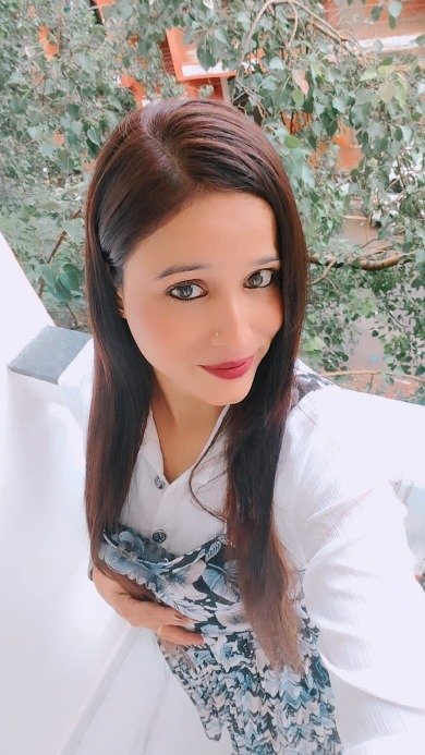 Gurgaon Escort Tania Sha